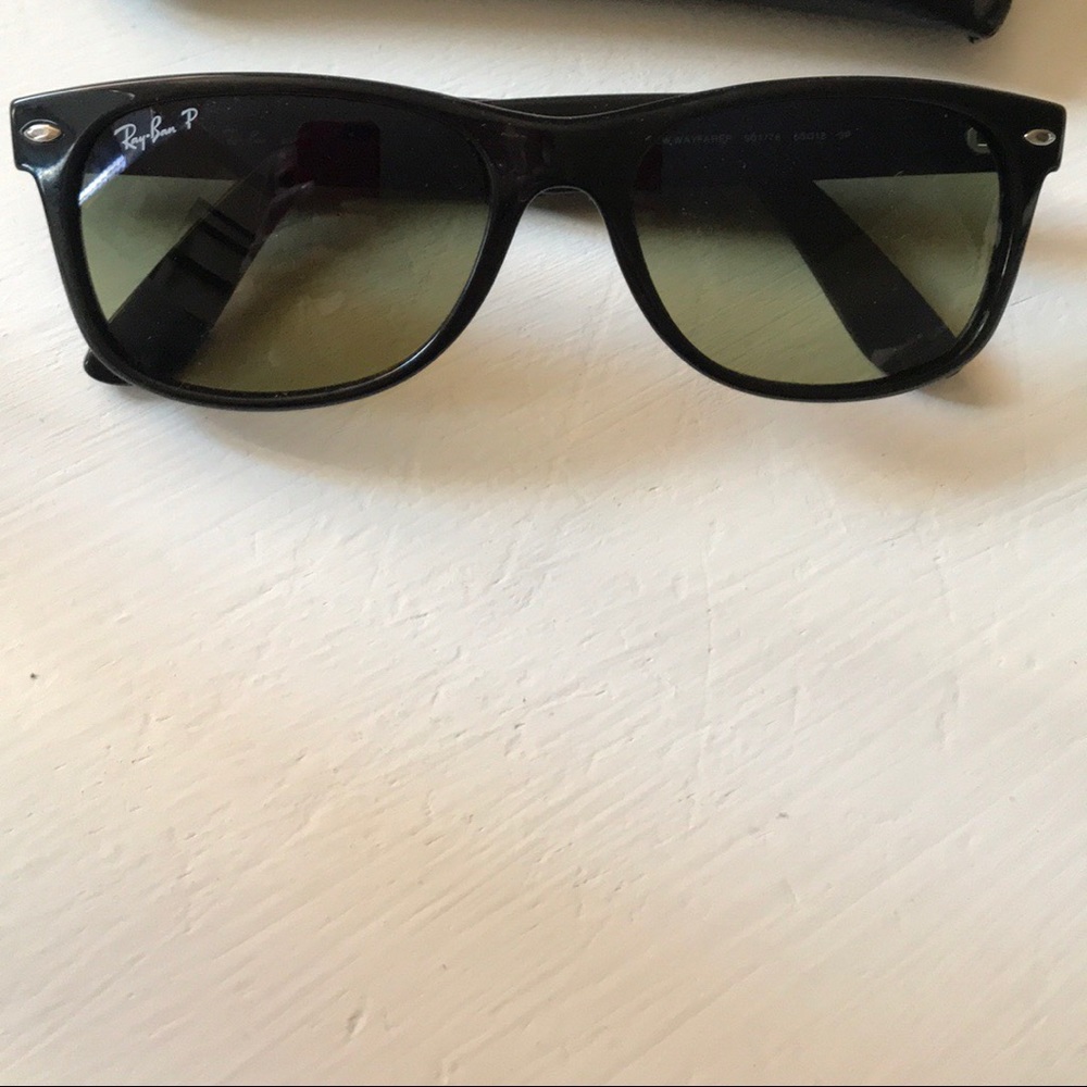 RayBan wayfarers - polarized